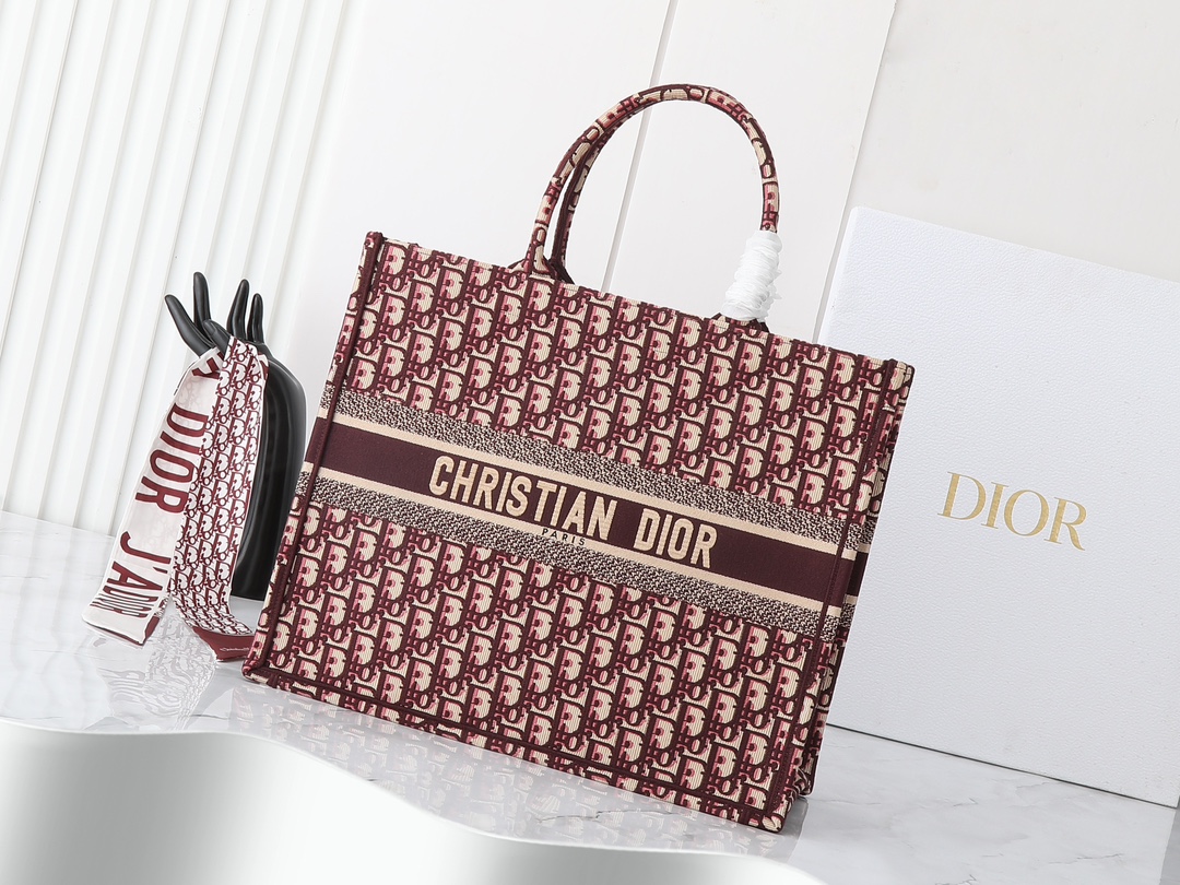D Inspired Book Tote - Large - Bag - Gorchic - $169.99