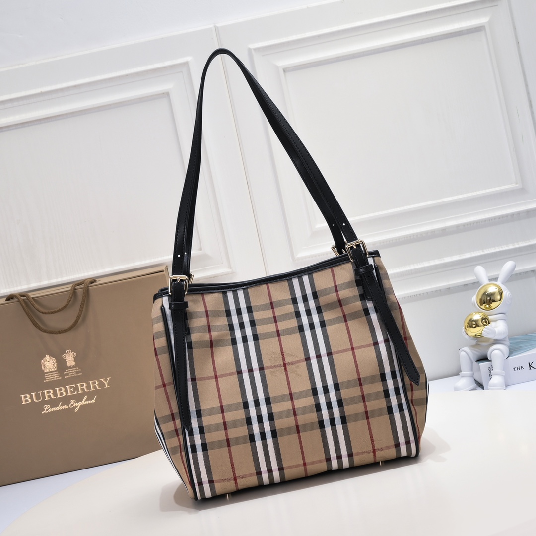 burbery Invisible War Horse Shopper - Checkered Black Bag - Gorchic - $163.99