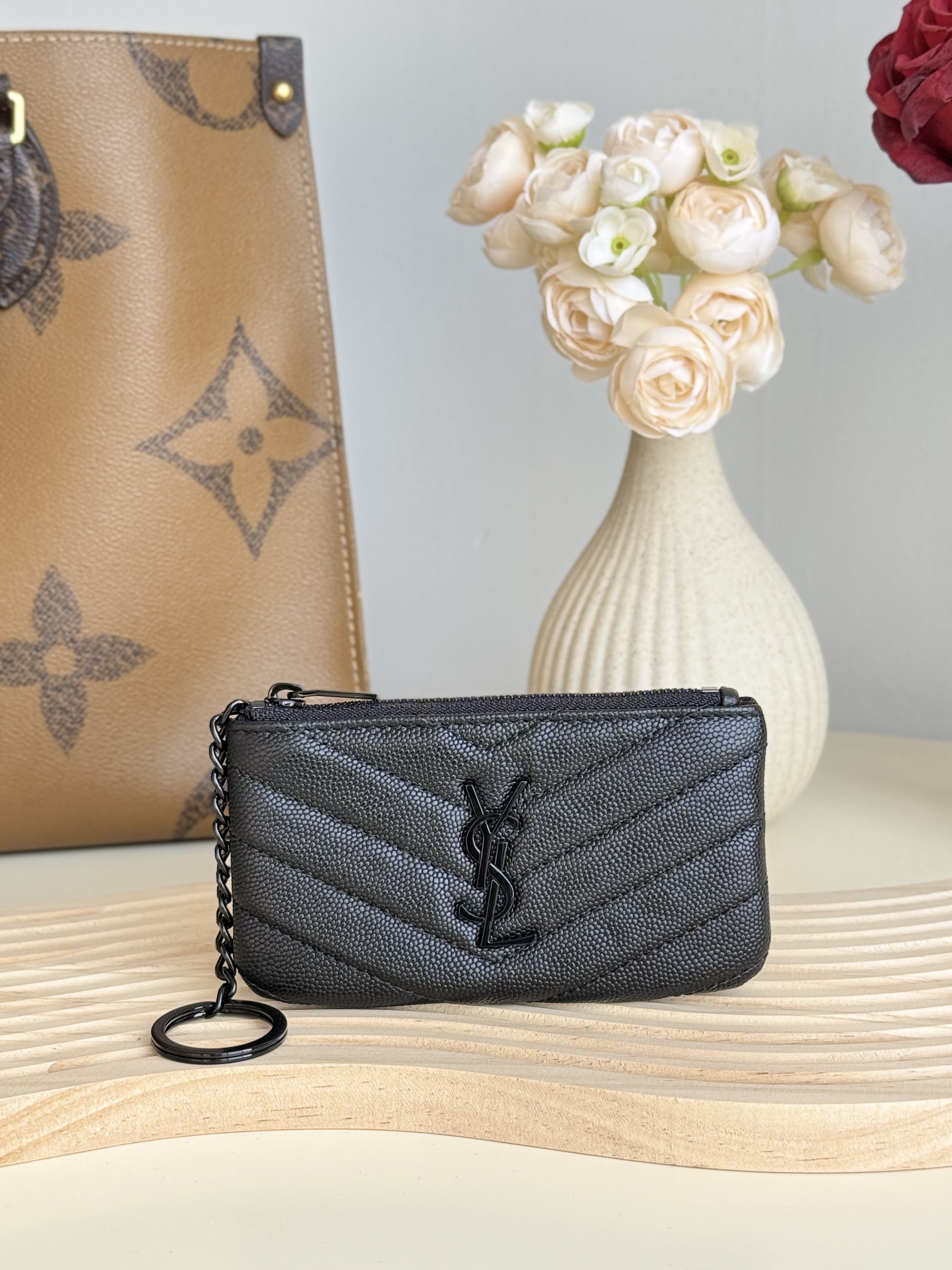 Lady Designer Ball-Patterned Cowhide Wallet -Black Leather Gold Wallet - Gorchic - $55.99